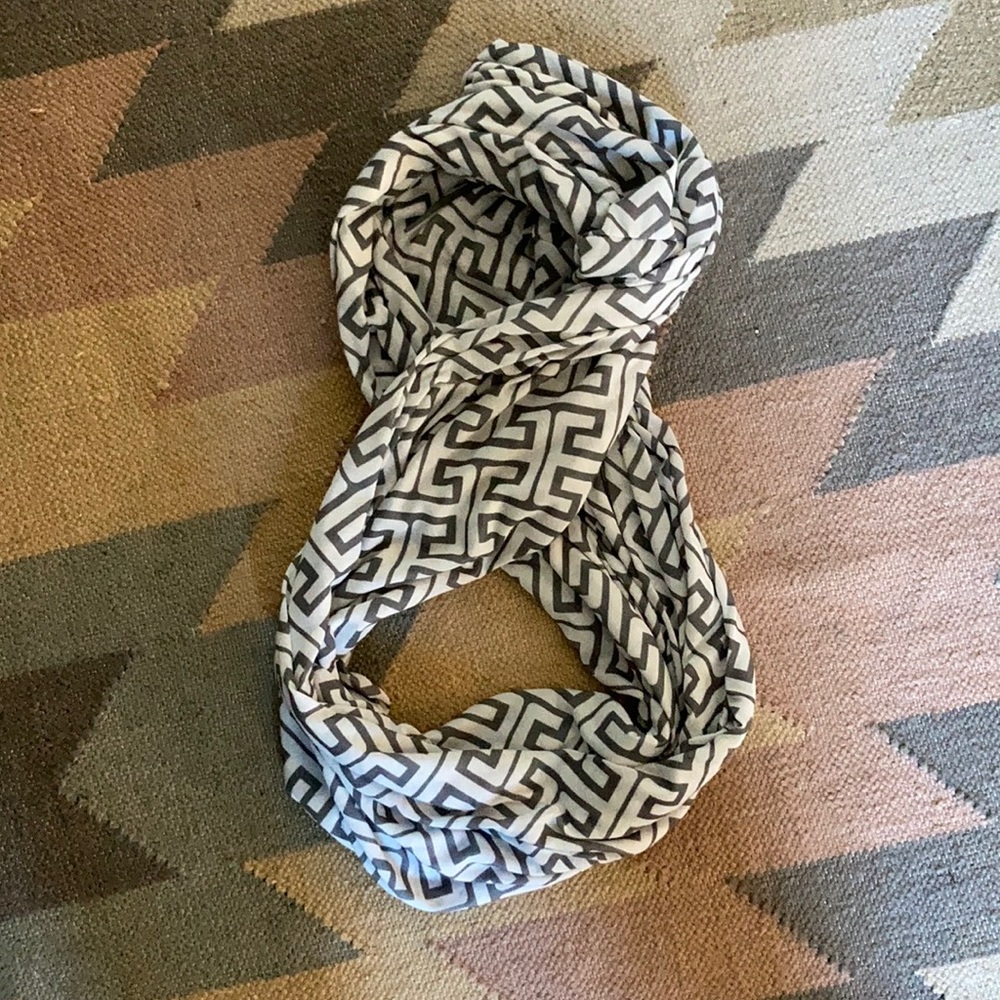 Nursing Infinity Scarf